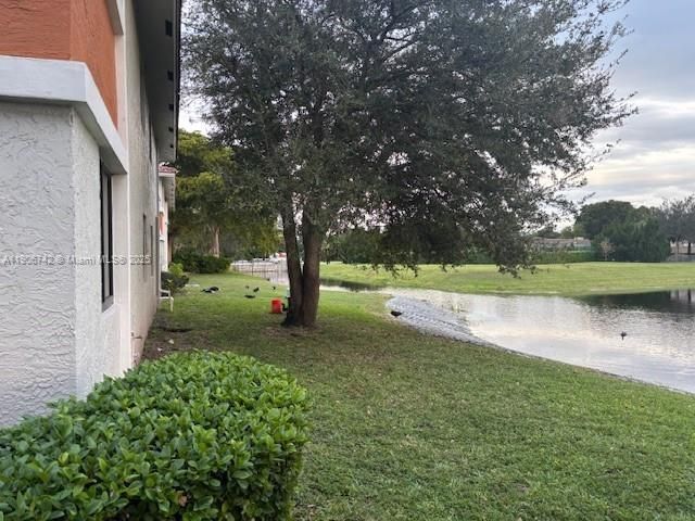 For Rent: $1,875 (2 beds, 2 baths, 848 Square Feet)