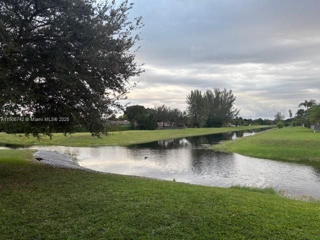 For Rent: $1,875 (2 beds, 2 baths, 848 Square Feet)