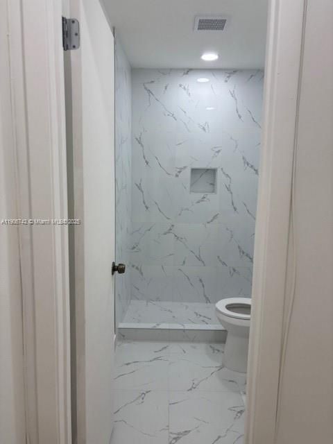 For Rent: $1,875 (2 beds, 2 baths, 848 Square Feet)