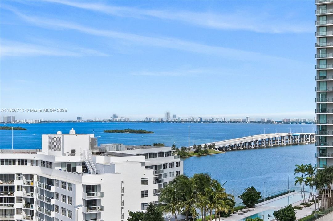 Recently Rented: $3,100 (1 beds, 1 baths, 622 Square Feet)