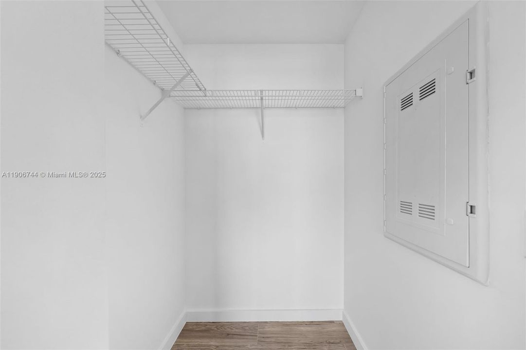 Recently Rented: $3,100 (1 beds, 1 baths, 622 Square Feet)