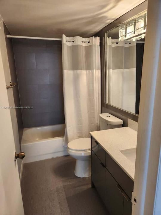 Recently Rented: $2,190 (1 beds, 1 baths, 916 Square Feet)