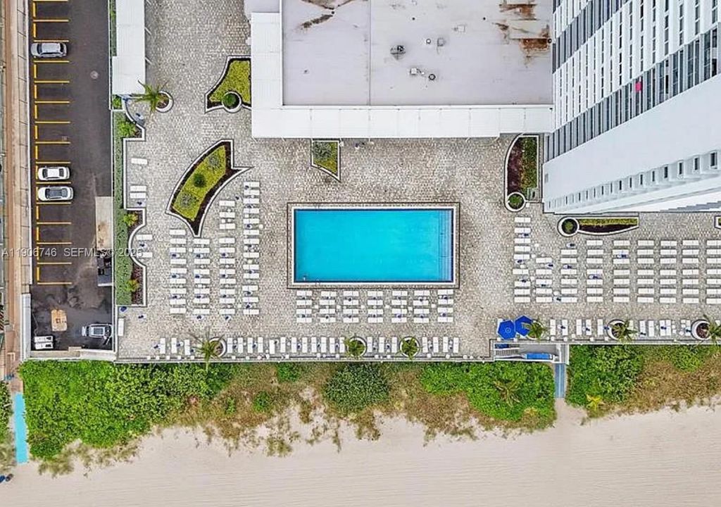 出租: $3,300 (2 贝兹, 2 浴室, 1440 平方英尺)