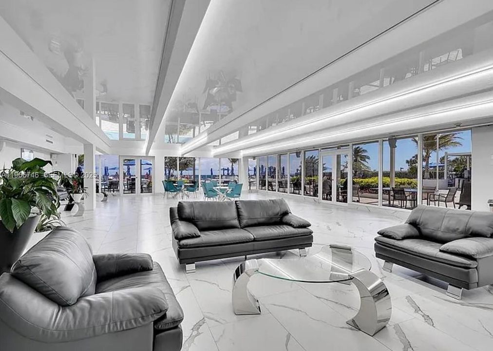 出租: $3,300 (2 贝兹, 2 浴室, 1440 平方英尺)