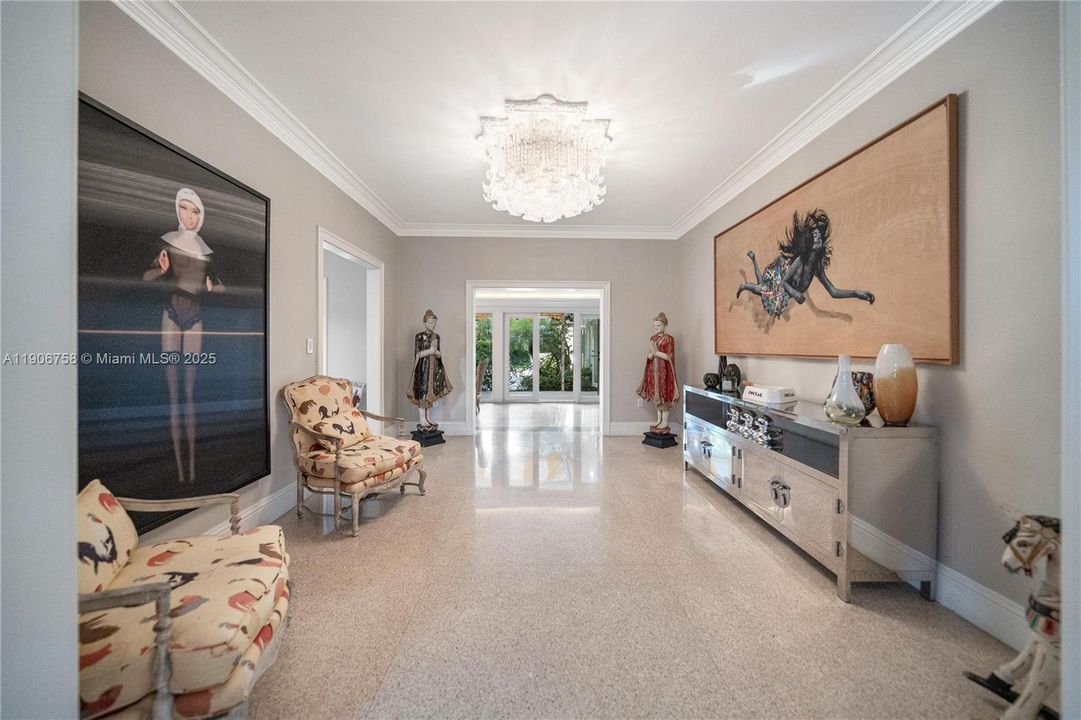 For Sale: $3,250,000 (5 beds, 4 baths, 4086 Square Feet)