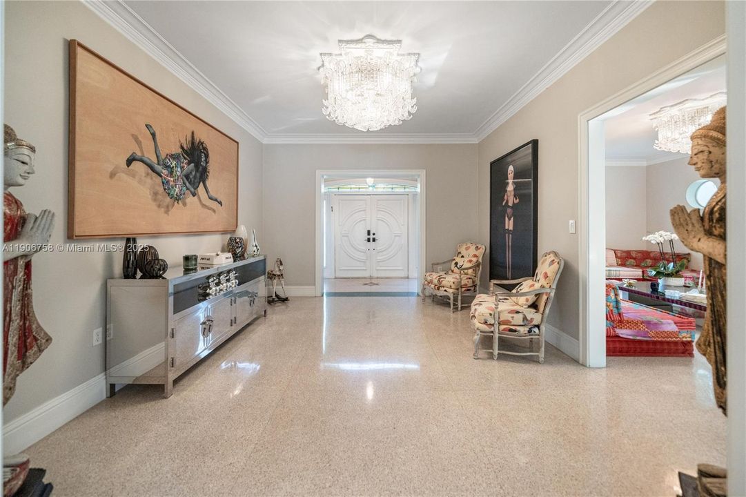 For Sale: $3,250,000 (5 beds, 4 baths, 4086 Square Feet)