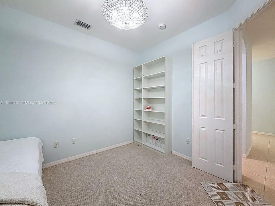 For Sale: $529,000 (3 beds, 2 baths, 1840 Square Feet)