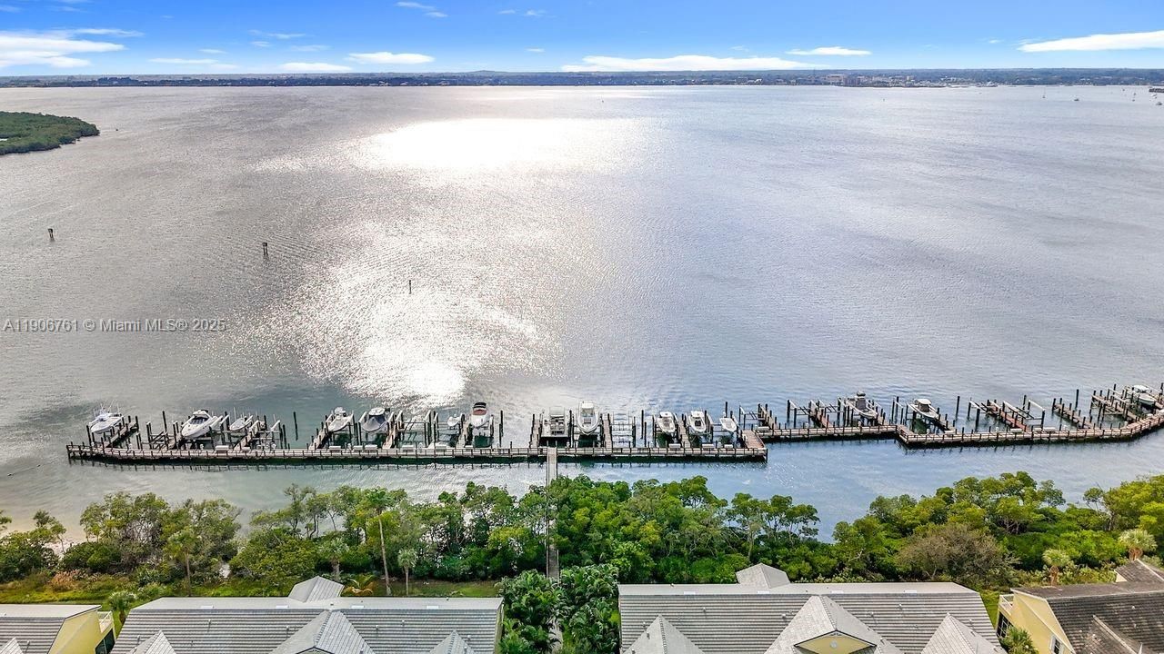 For Sale: $529,000 (3 beds, 2 baths, 1840 Square Feet)