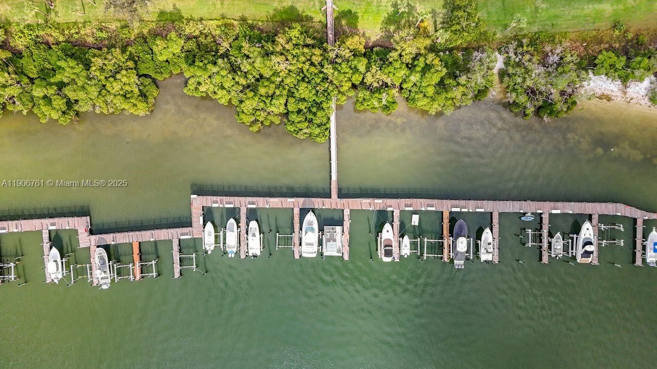 For Sale: $529,000 (3 beds, 2 baths, 1840 Square Feet)