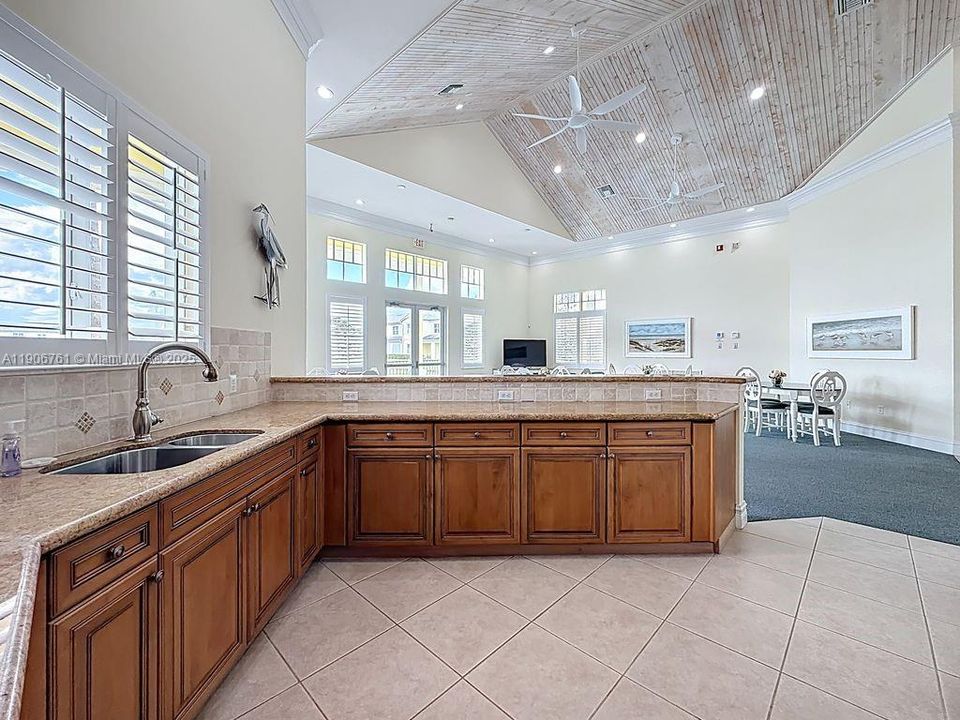 For Sale: $529,000 (3 beds, 2 baths, 1840 Square Feet)