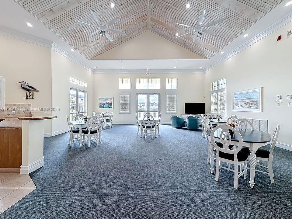 For Sale: $529,000 (3 beds, 2 baths, 1840 Square Feet)