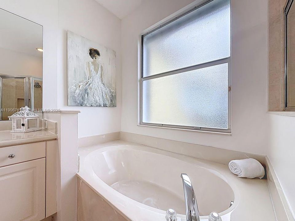 For Sale: $529,000 (3 beds, 2 baths, 1840 Square Feet)