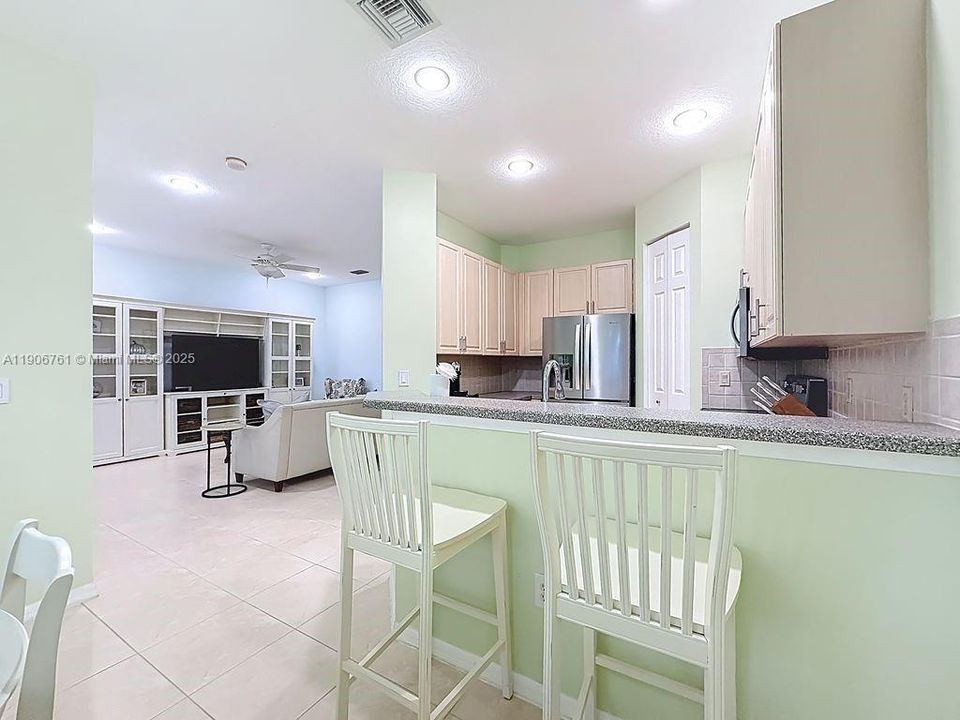 For Sale: $529,000 (3 beds, 2 baths, 1840 Square Feet)