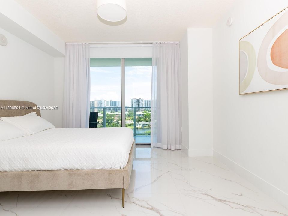 For Rent: $8,500 (3 beds, 3 baths, 1892 Square Feet)