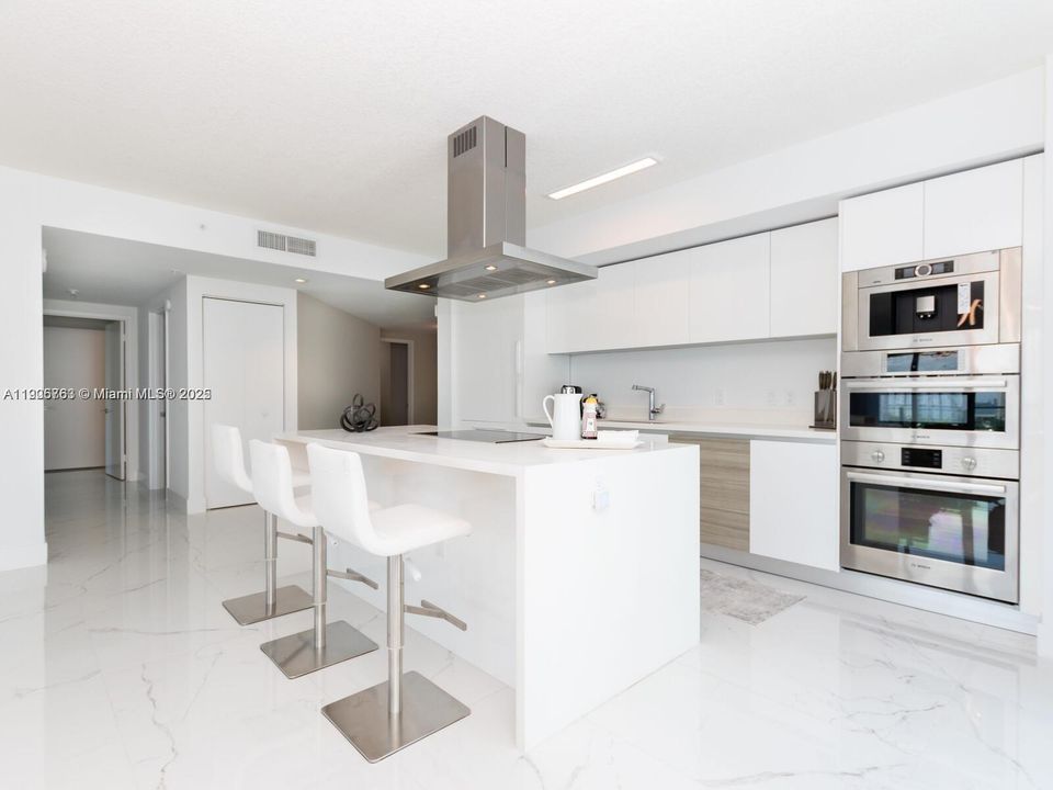 For Rent: $8,500 (3 beds, 3 baths, 1892 Square Feet)