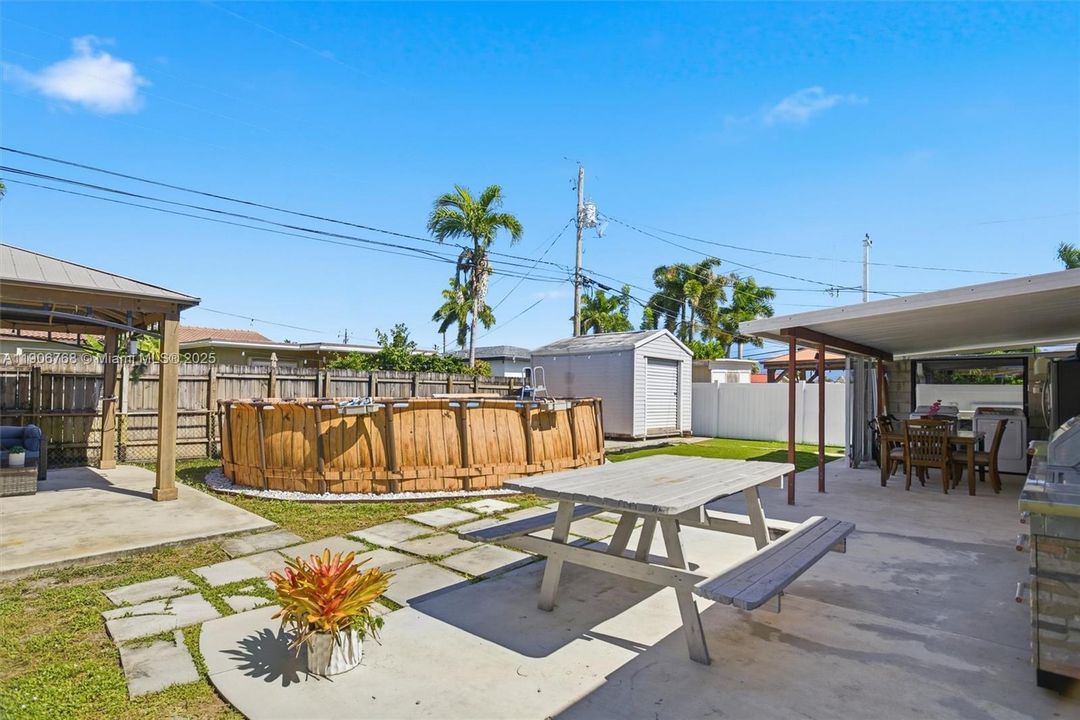 For Sale: $560,000 (3 beds, 1 baths, 1360 Square Feet)