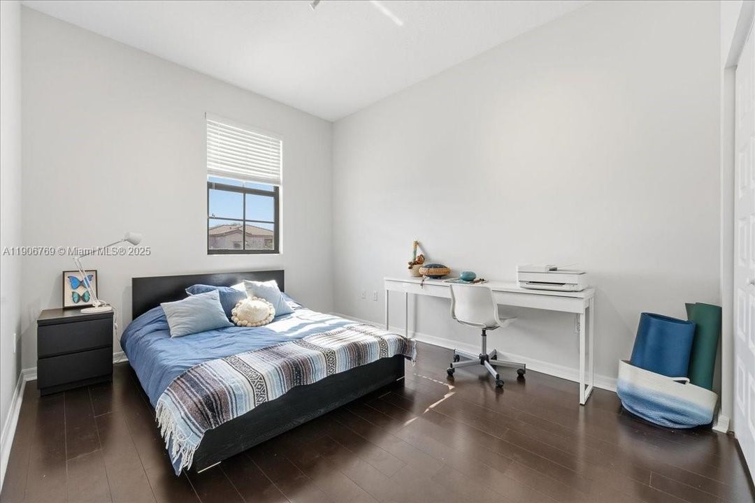 На продажу: $1,239,000 (5 спален, 4 ванн, 2702 Квадратных фут)