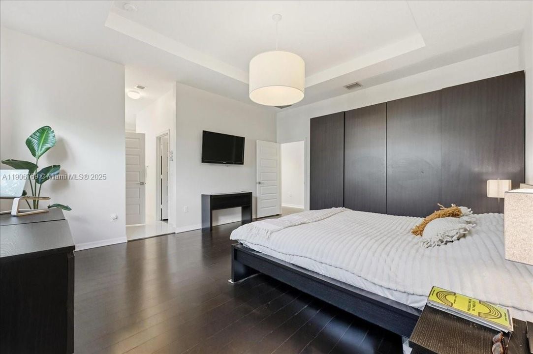 На продажу: $1,239,000 (5 спален, 4 ванн, 2702 Квадратных фут)