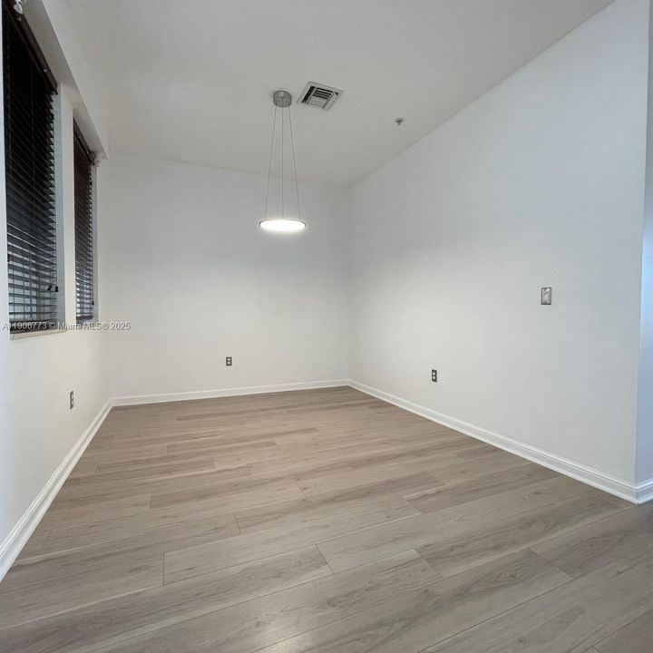 For Sale: $595,000 (3 beds, 2 baths, 1865 Square Feet)