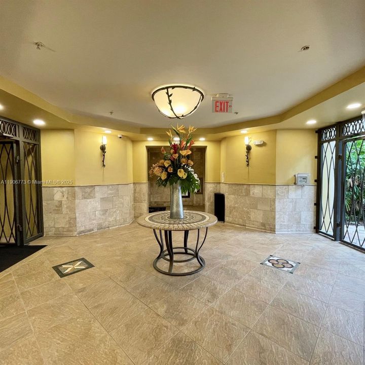 For Sale: $595,000 (3 beds, 2 baths, 1865 Square Feet)