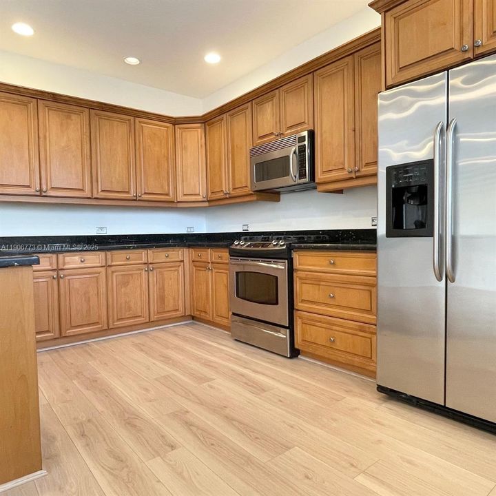 For Sale: $595,000 (3 beds, 2 baths, 1865 Square Feet)