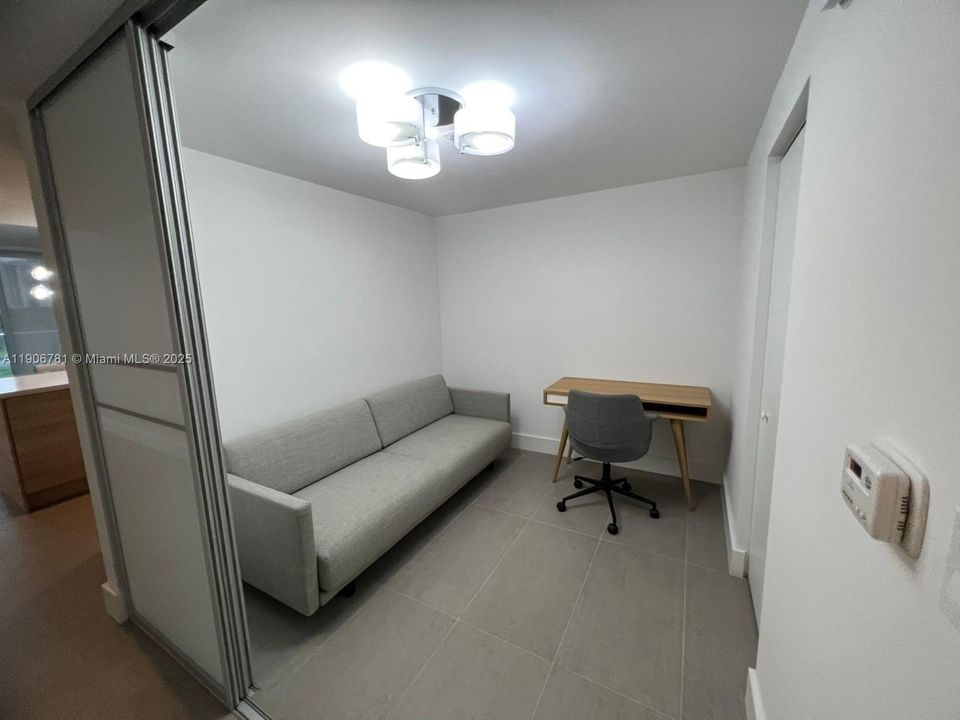 For Rent: $3,880 (2 beds, 2 baths, 1122 Square Feet)