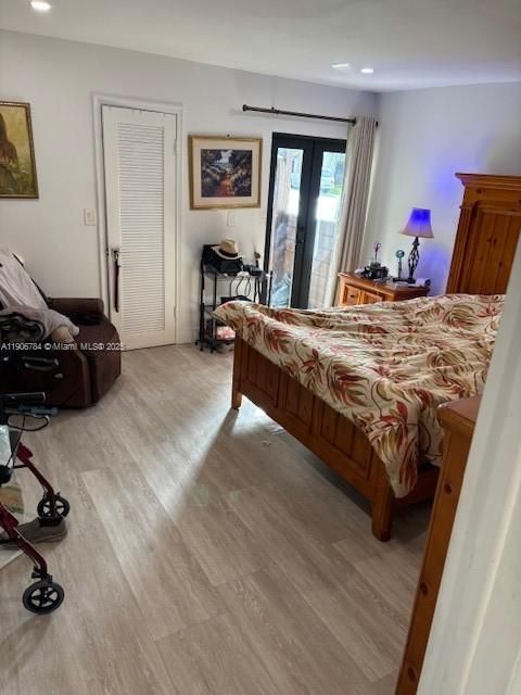 Active With Contract: $2,850 (2 beds, 2 baths, 1068 Square Feet)