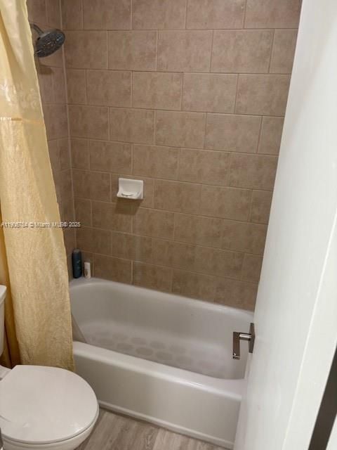 Active With Contract: $2,850 (2 beds, 2 baths, 1068 Square Feet)