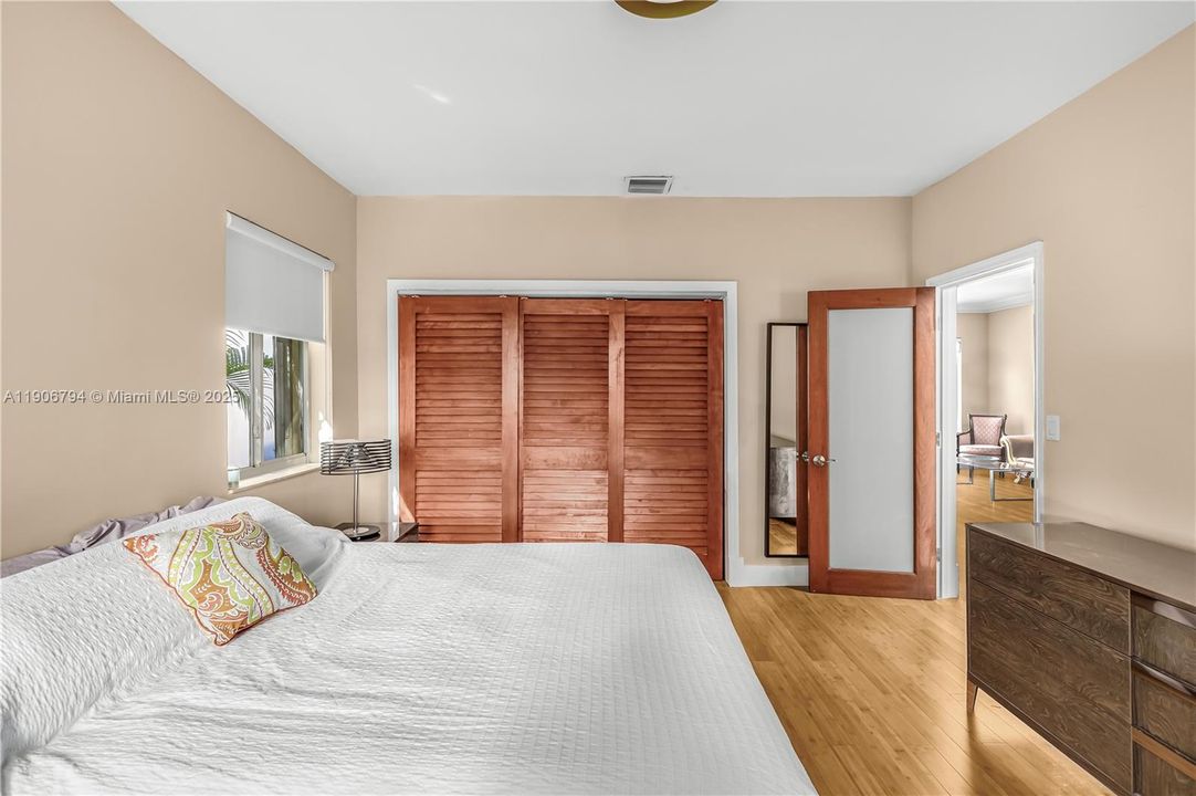 En Venta: $1,750,000 (3 camas, 2 baños, 1958 Pies cuadrados)