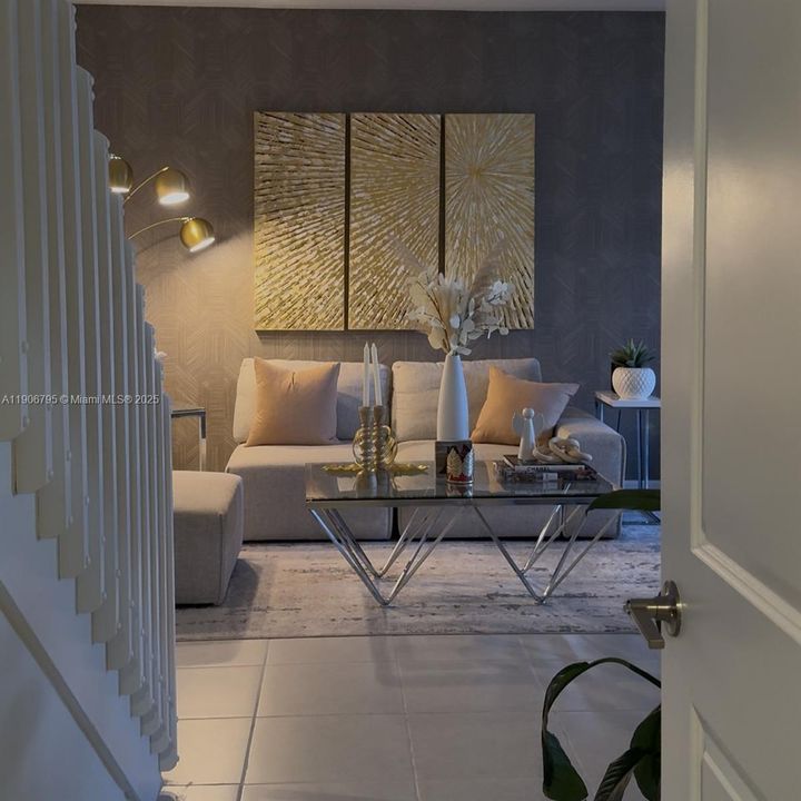 En Venta: $780,000 (4 camas, 3 baños, 2953 Pies cuadrados)