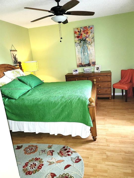 2nd bedroom with balcony