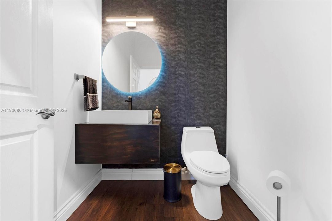 На продажу: $805,000 (4 спален, 2 ванн, 2555 Квадратных фут)