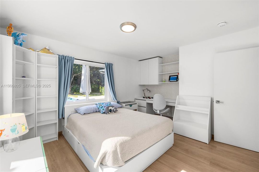 En Venta: $1,975,000 (3 camas, 3 baños, 2288 Pies cuadrados)