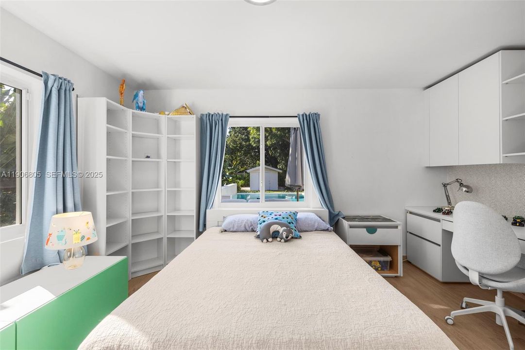 En Venta: $1,975,000 (3 camas, 3 baños, 2288 Pies cuadrados)