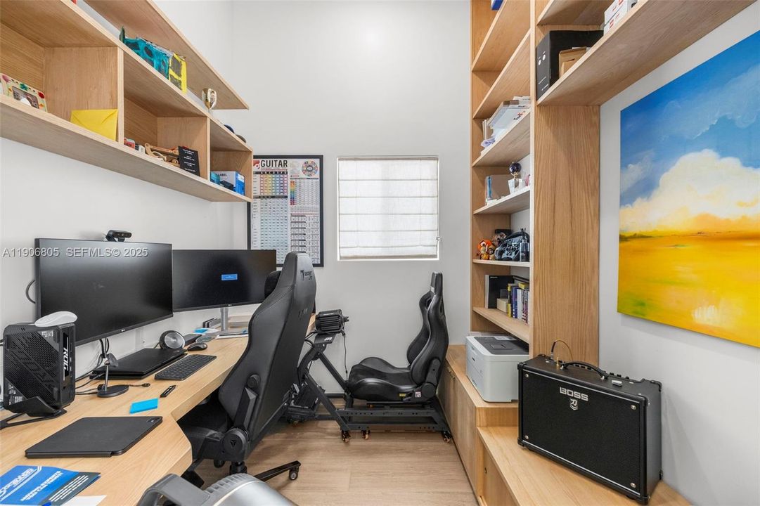 En Venta: $1,975,000 (3 camas, 3 baños, 2288 Pies cuadrados)