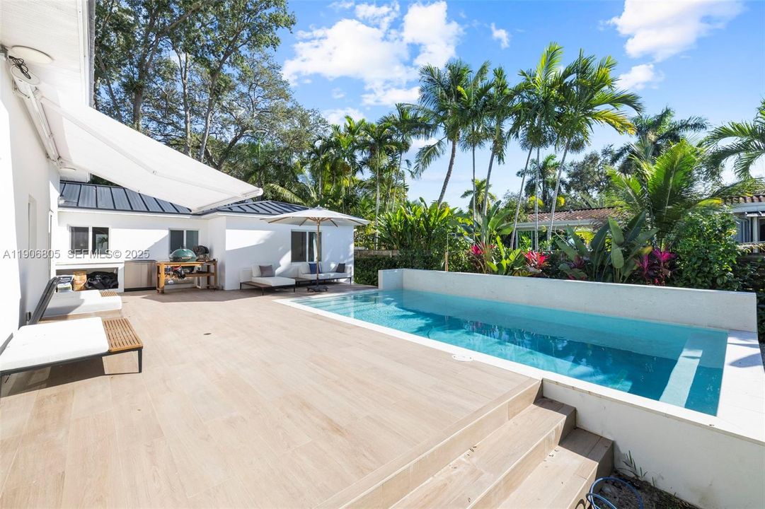 待售: $1,975,000 (3 贝兹, 3 浴室, 2288 平方英尺)