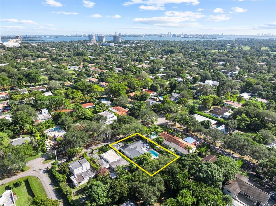 待售: $1,975,000 (3 贝兹, 3 浴室, 2288 平方英尺)