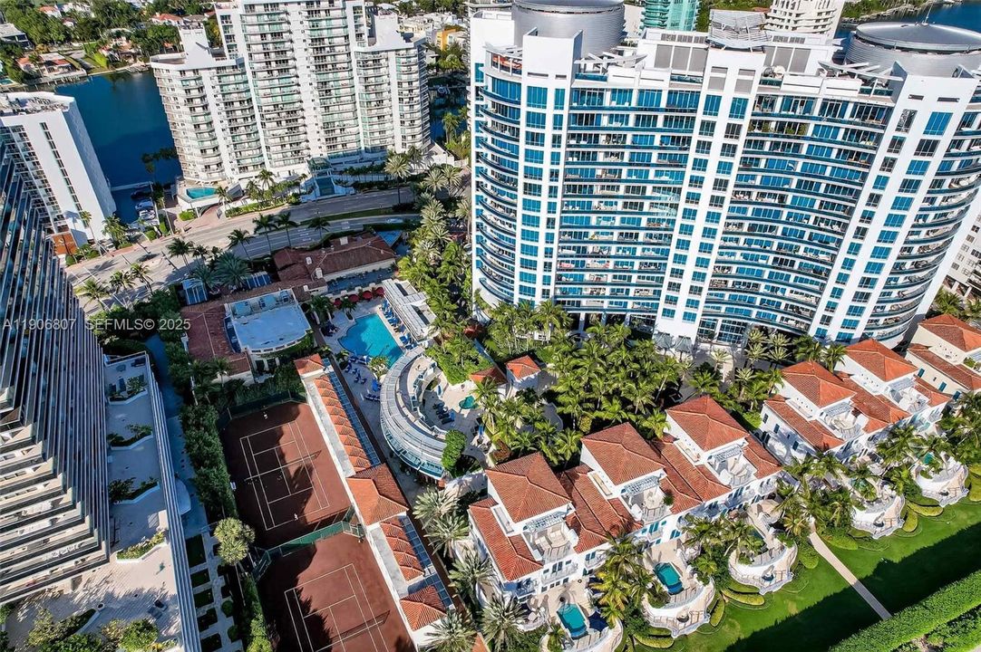 En Venta: $6,999,999 (3 camas, 3 baños, 2959 Pies cuadrados)