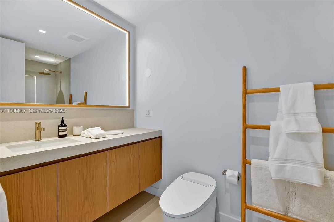 En Venta: $6,999,999 (3 camas, 3 baños, 2959 Pies cuadrados)