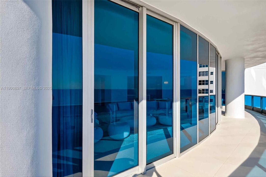 En Venta: $6,999,999 (3 camas, 3 baños, 2959 Pies cuadrados)