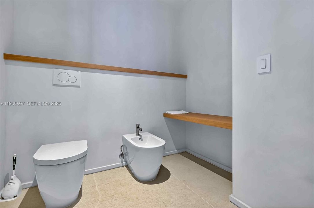 En Venta: $6,999,999 (3 camas, 3 baños, 2959 Pies cuadrados)