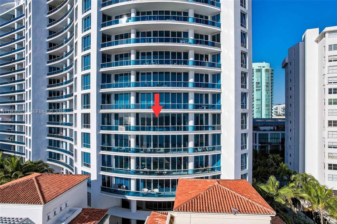 En Venta: $6,999,999 (3 camas, 3 baños, 2959 Pies cuadrados)