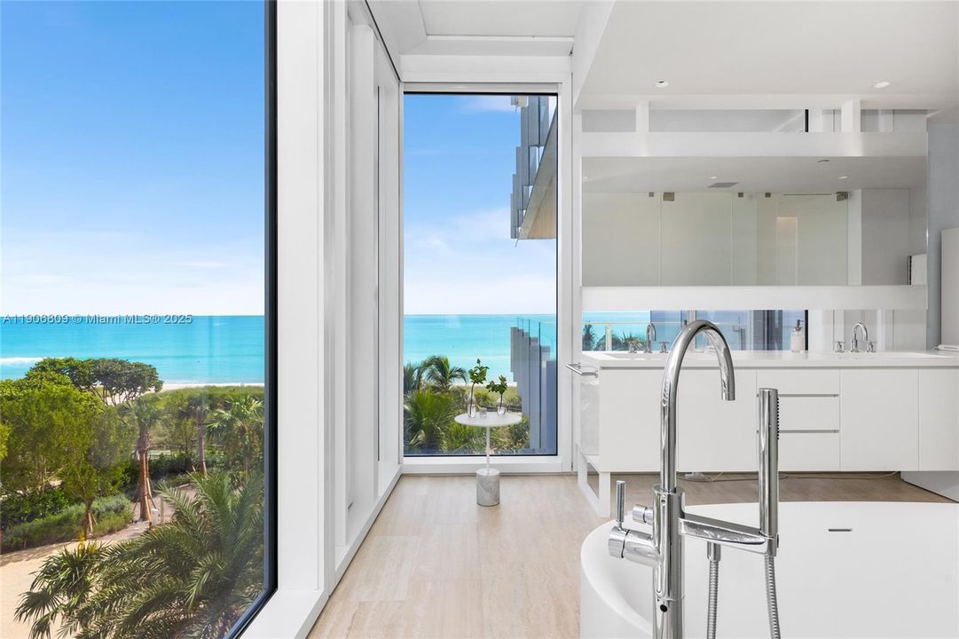 For Sale: $24,995,000 (4 beds, 5 baths, 4305 Square Feet)