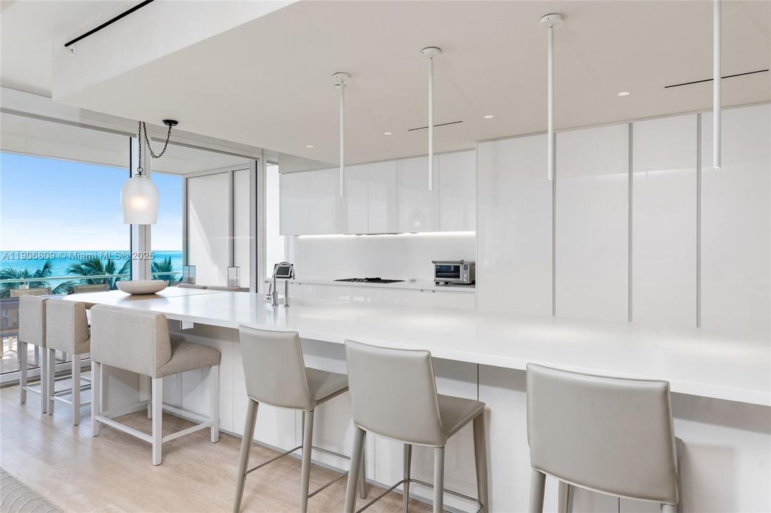 For Sale: $24,995,000 (4 beds, 5 baths, 4305 Square Feet)