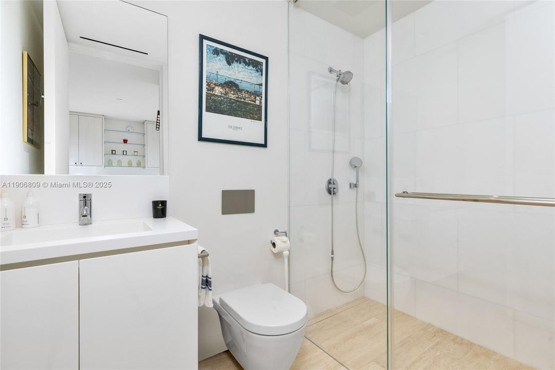 For Sale: $24,995,000 (4 beds, 5 baths, 4305 Square Feet)