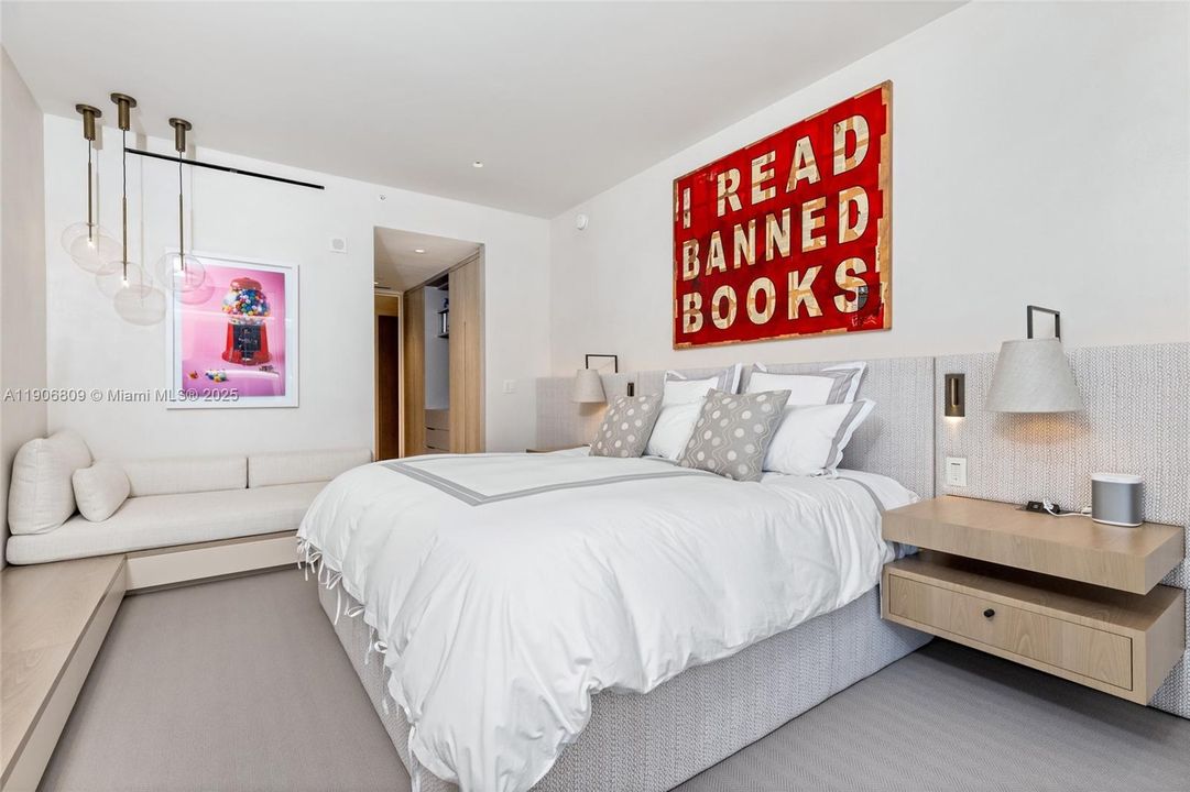 For Sale: $24,995,000 (4 beds, 5 baths, 4305 Square Feet)