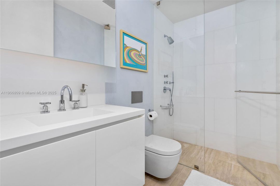 For Sale: $24,995,000 (4 beds, 5 baths, 4305 Square Feet)