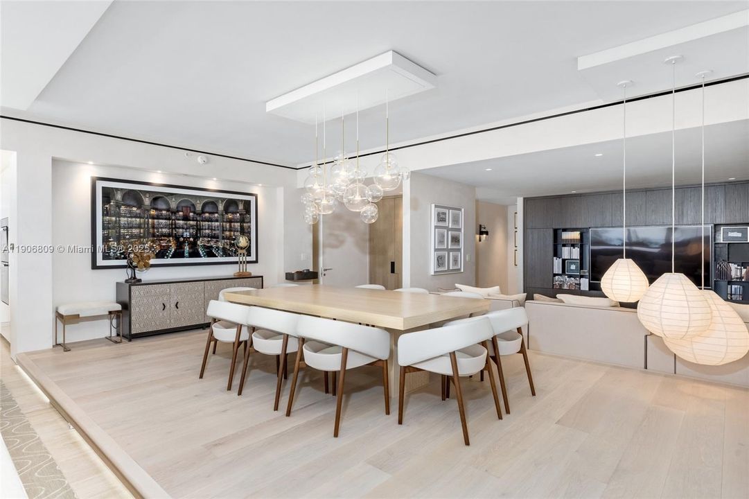 For Sale: $24,995,000 (4 beds, 5 baths, 4305 Square Feet)