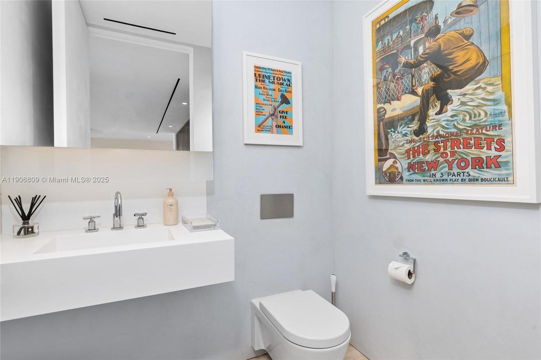 For Sale: $24,995,000 (4 beds, 5 baths, 4305 Square Feet)