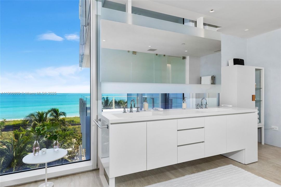 For Sale: $24,995,000 (4 beds, 5 baths, 4305 Square Feet)